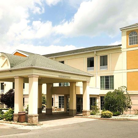 Comfort Inn & Suites Mount Pocono Kültér fotó