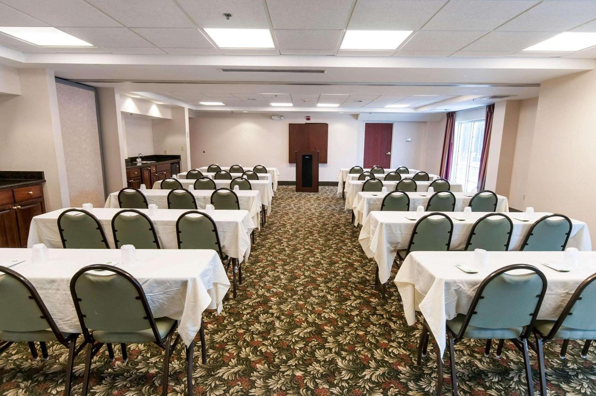 Comfort Inn & Suites Mount Pocono Kültér fotó