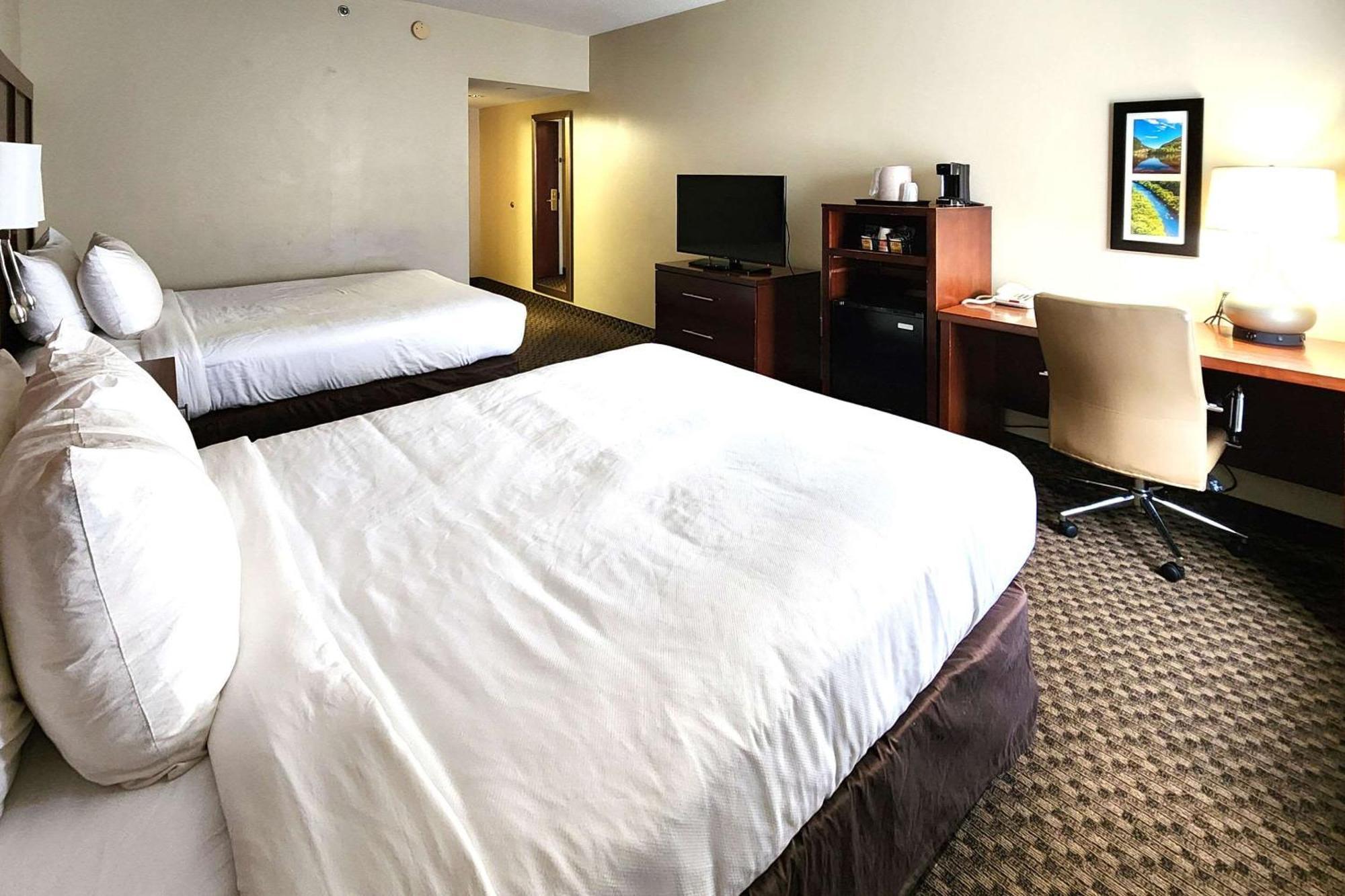 Comfort Inn & Suites Mount Pocono Kültér fotó