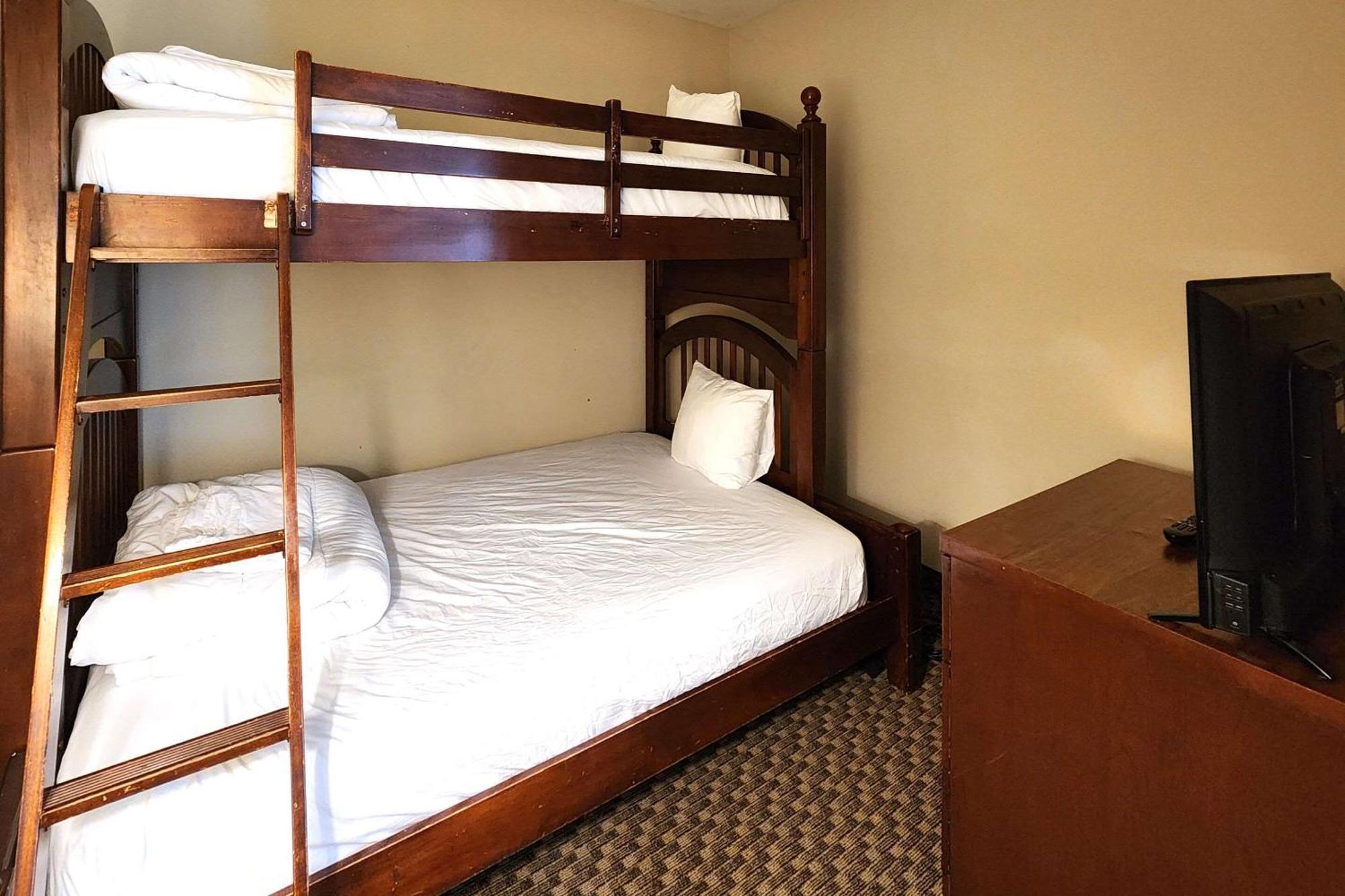 Comfort Inn & Suites Mount Pocono Kültér fotó